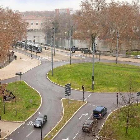 Fac 5 Trammetro Vue Garonne Parking *