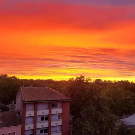 アパート Fac 5 Trammetro Vue Garonne Parking トゥールーズ