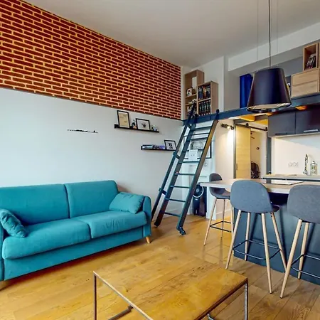 Fac 5 Tram Metro Vue Garonne Parking Toulouse